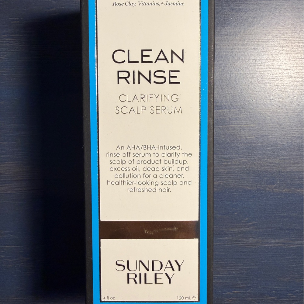 Sunday Riley Clean Rinse Clarifying Scalp Serum - Picture 3 of 6